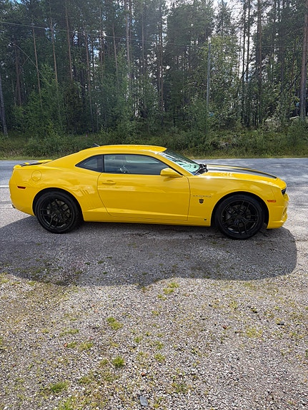 Chevrolet Camaro 3 of 9