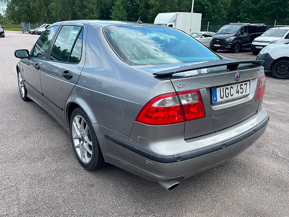Saab 9-5 2 of 3