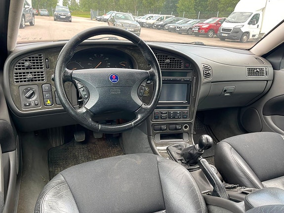 Saab 9-5 3 of 3