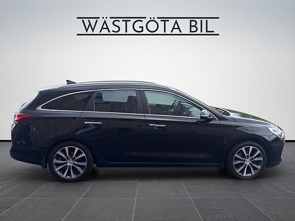 Hyundai i30 7 of 23