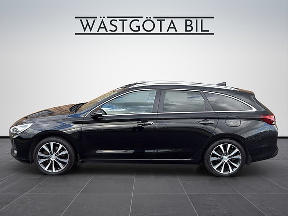 Hyundai i30 3 of 23