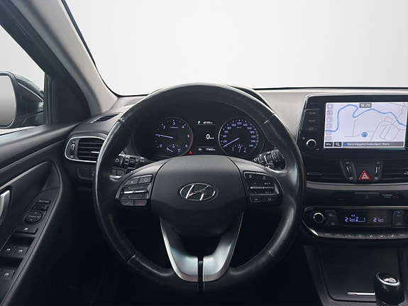 Hyundai i30 11 of 23