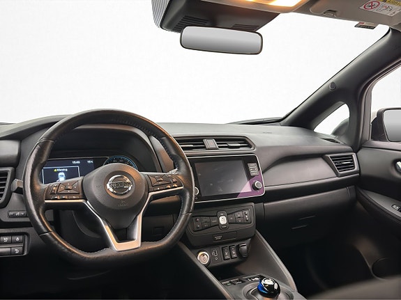 Nissan Leaf 13 of 30