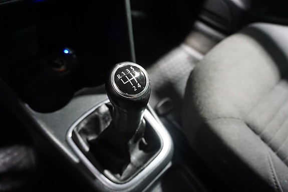Volkswagen Polo 14 of 21