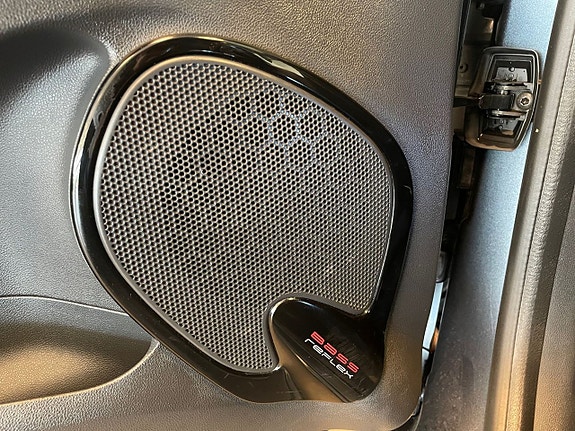 Renault Clio 18 of 25