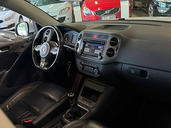 Volkswagen Tiguan 12 of 18