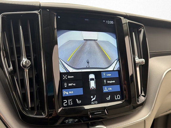 Volvo XC60 29 of 30