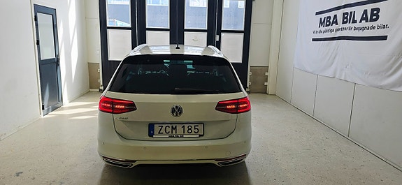 Volkswagen Passat 8 of 26
