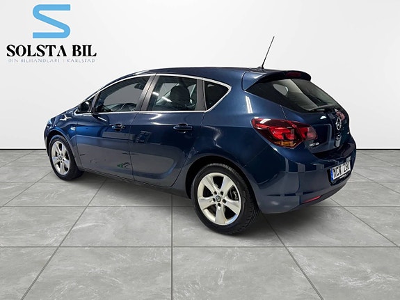 Opel Astra 6 of 13
