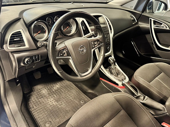 Opel Astra 8 of 13