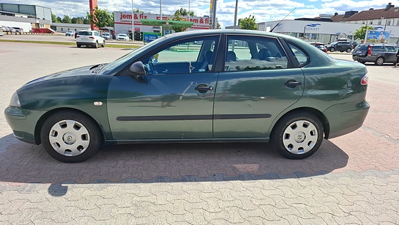 Seat Cordoba 3 of 6