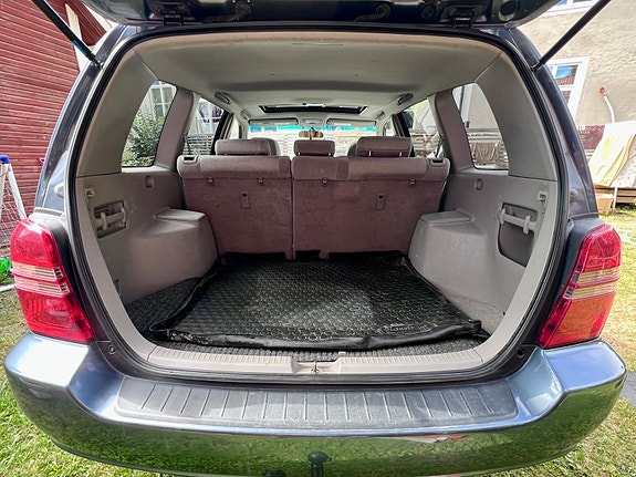 Toyota Highlander 12 of 13