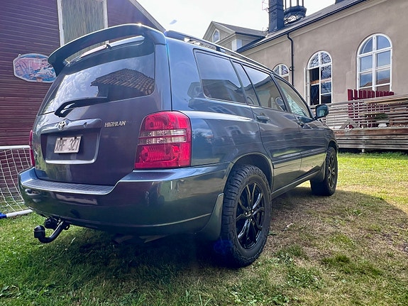 Toyota Highlander 4 of 13