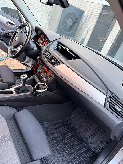 BMW X1 2 of 8