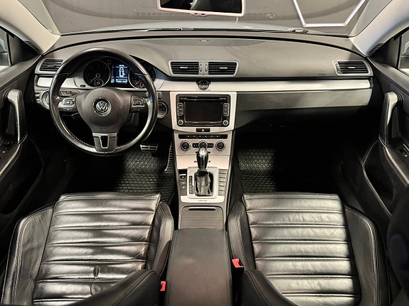 Volkswagen Passat Alltrack 7 of 16