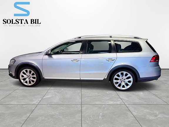Volkswagen Passat Alltrack 9 of 16
