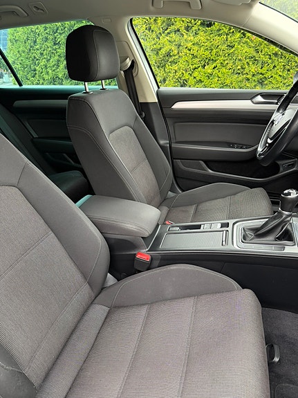 Volkswagen Passat 20 of 20
