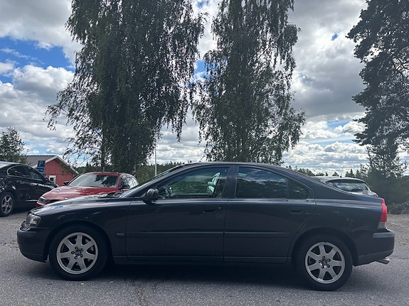 Volvo S60 3 of 11