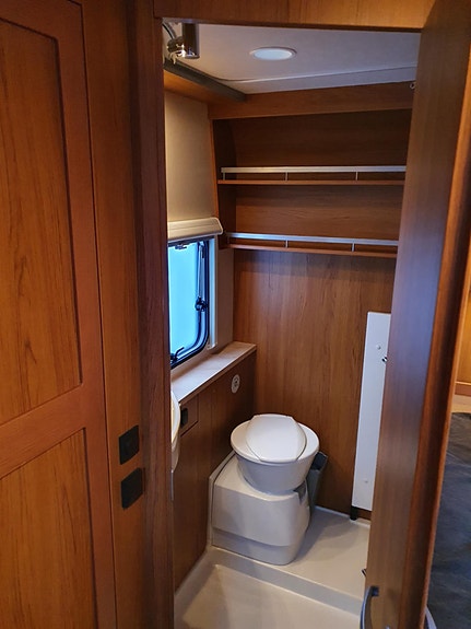 Knaus Royale 560 9 of 13