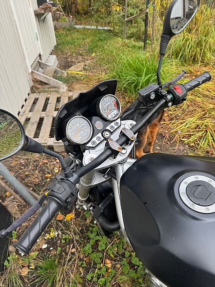 Hyosung GT 650 4 of 5