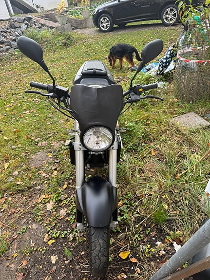 Hyosung GT 650 5 of 5