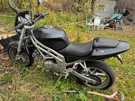 Hyosung GT 650 3 of 5