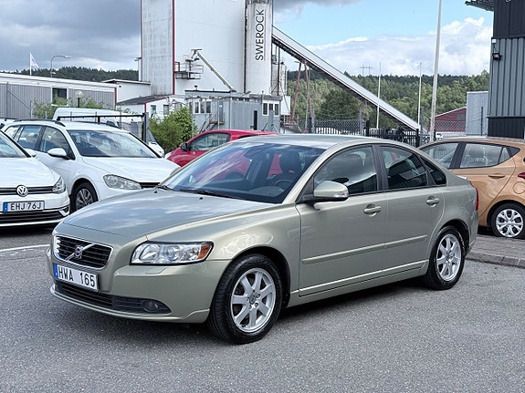 Volvo S40 4 of 10