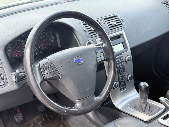 Volvo S40 5 of 10
