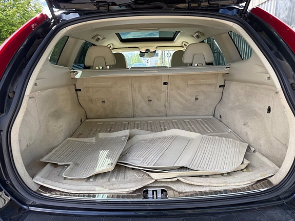 Volvo XC60 12 of 20
