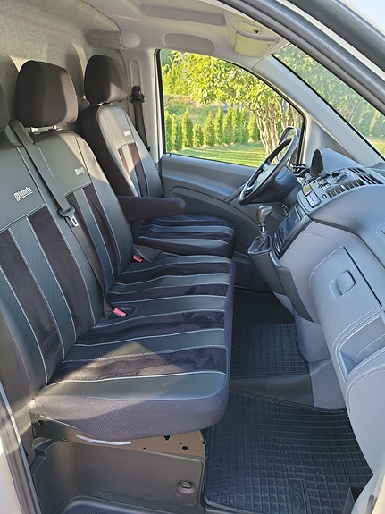Mercedes-Benz Vito 109 2 of 6