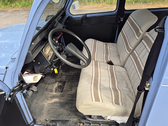 Citroen 2CV 4 of 10