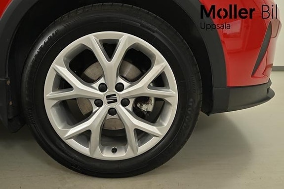 Seat Arona 12 of 13