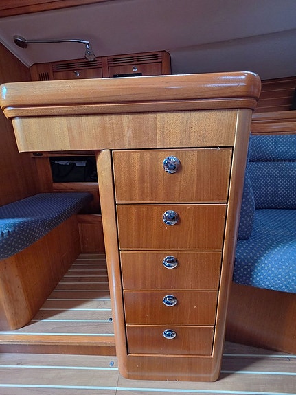 Elan 40 21 of 24