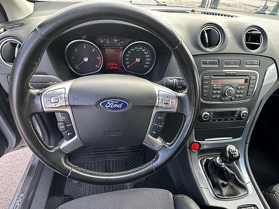Ford Mondeo 9 of 9