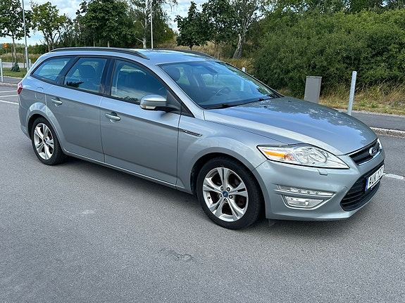 Ford Mondeo 2 of 9