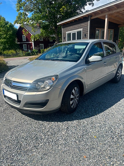 Opel Astra 5 of 5