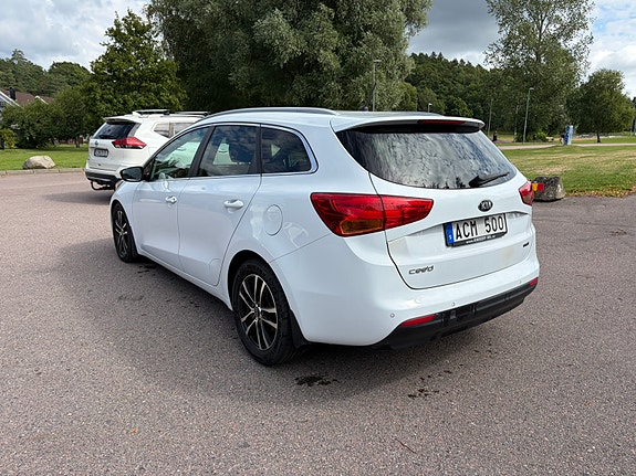 Kia Ceed 4 of 7