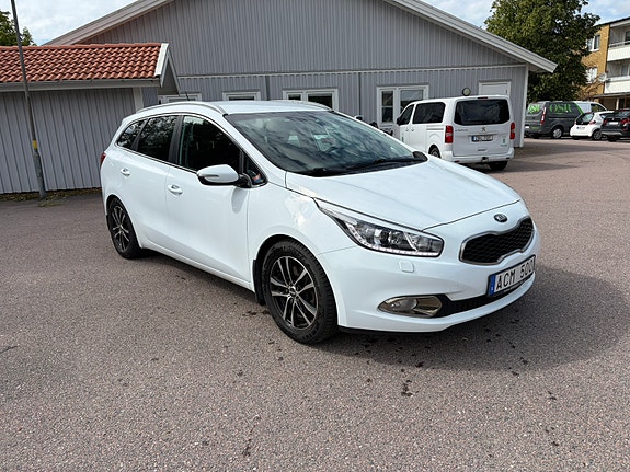 Kia Ceed 2 of 7