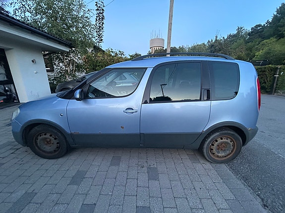 Skoda Roomster Scout 5 of 12