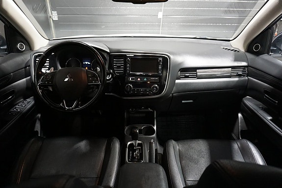Mitsubishi Outlander 12 of 24