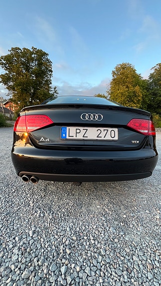 Audi A4 7 of 16