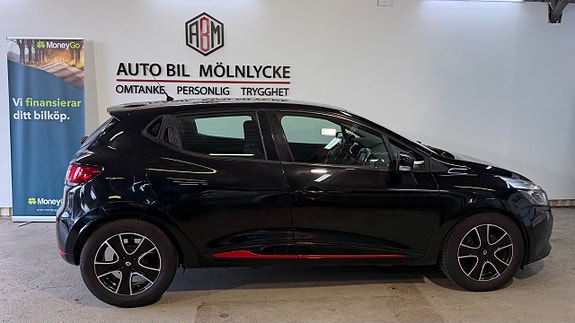 Renault Clio 10 of 14