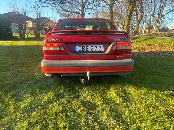 Volvo 850 2 of 5