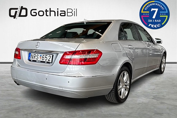 Mercedes-Benz E250 5 of 24