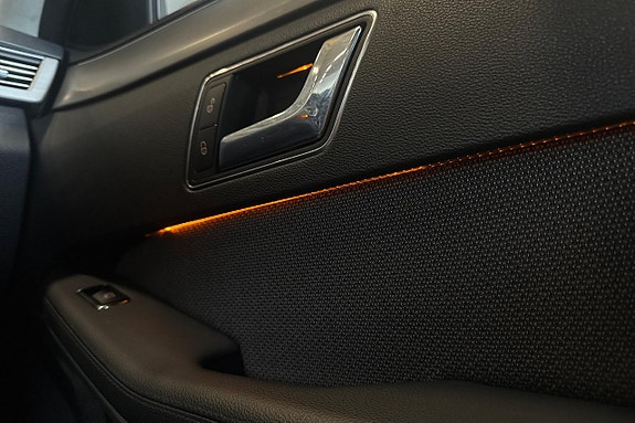 Mercedes-Benz E250 20 of 24