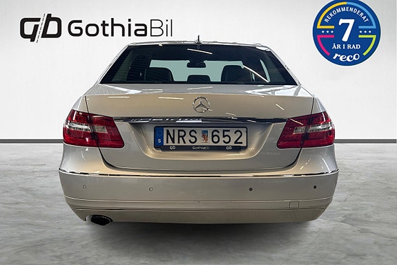 Mercedes-Benz E250 6 of 24