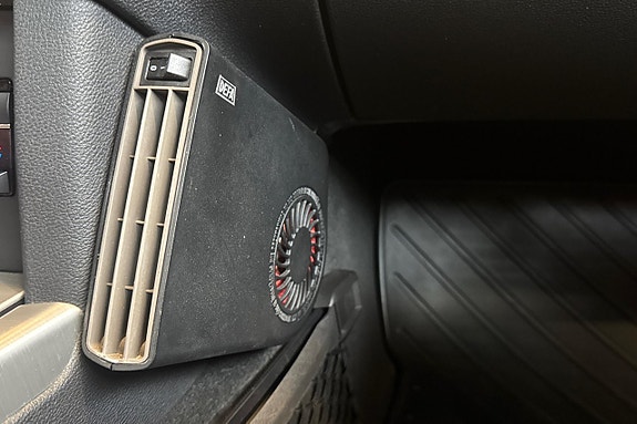 Mercedes-Benz E250 22 of 24