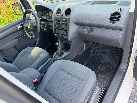 Volkswagen Caddy 5 of 6