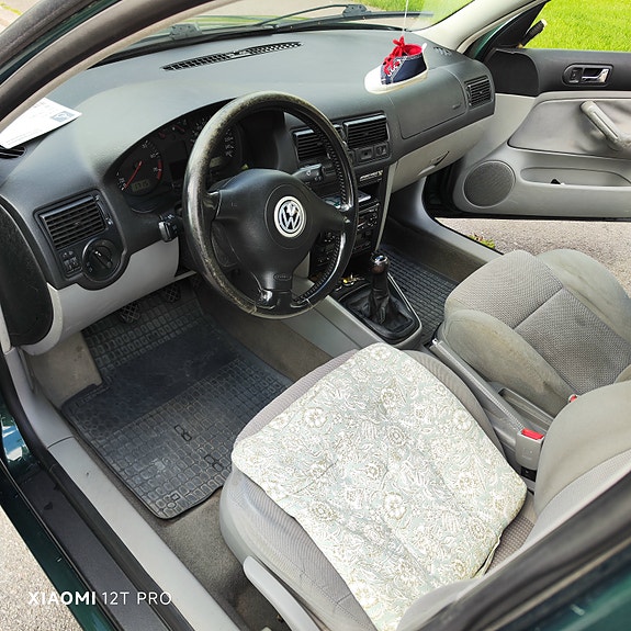 Volkswagen Golf IV 5 of 9