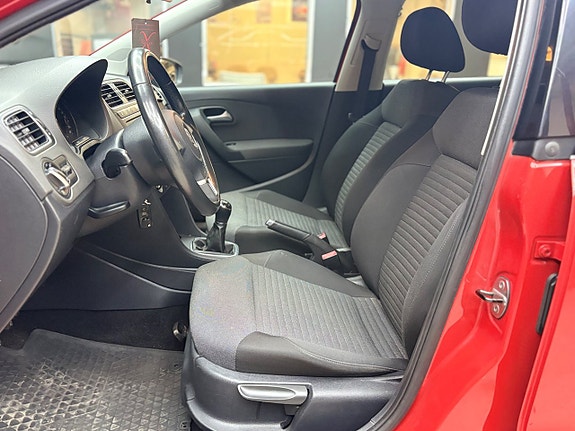 Volkswagen Polo 12 of 18